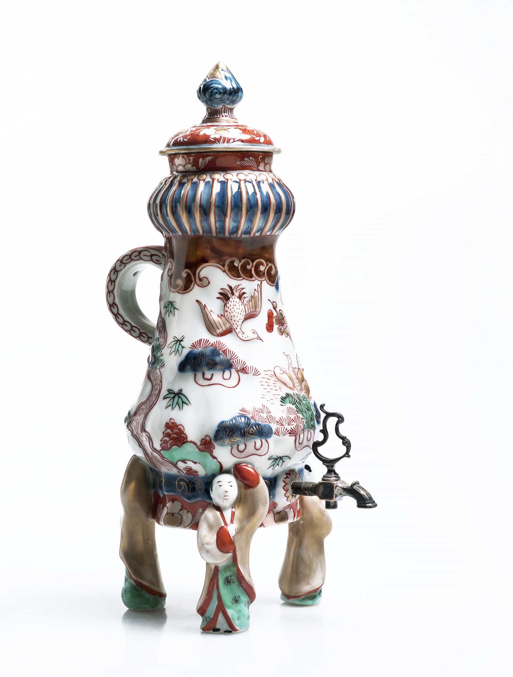 Kraantjeskan, Edmé Samson et Cie, Frankrijk, 1870-1900, porselein, h. 35,7 cm​.