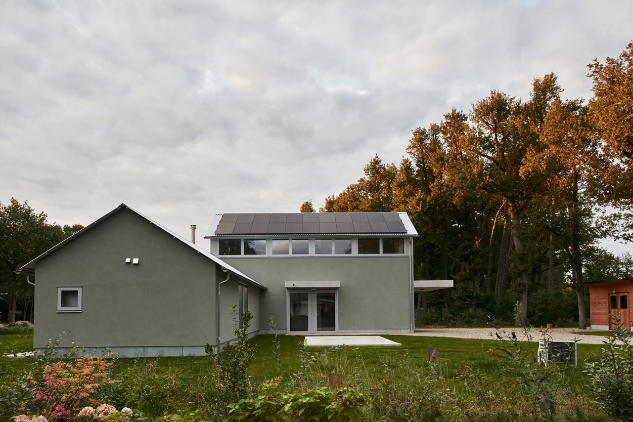 Tjerk de Boer en Benjamin Groothuijse (Groothuijse de Boer architecten) voor Huis Vaneker in Enschede