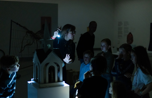 zaklamptour tijdens coole kidsnacht zaklamptour tijdens coole kidsnacht