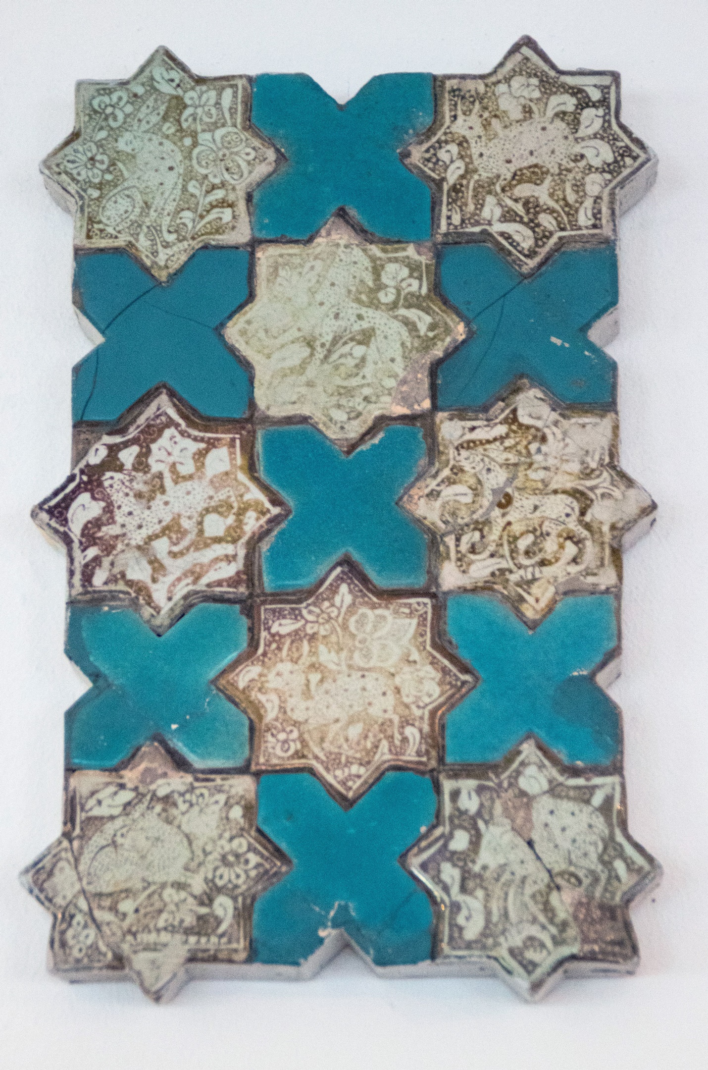 Tegelveld, Iran, 1200 – 1300, aardewerk. Keramiekmuseum Princessehof (bruikleen Stichting van Achterbergh-Domhof).