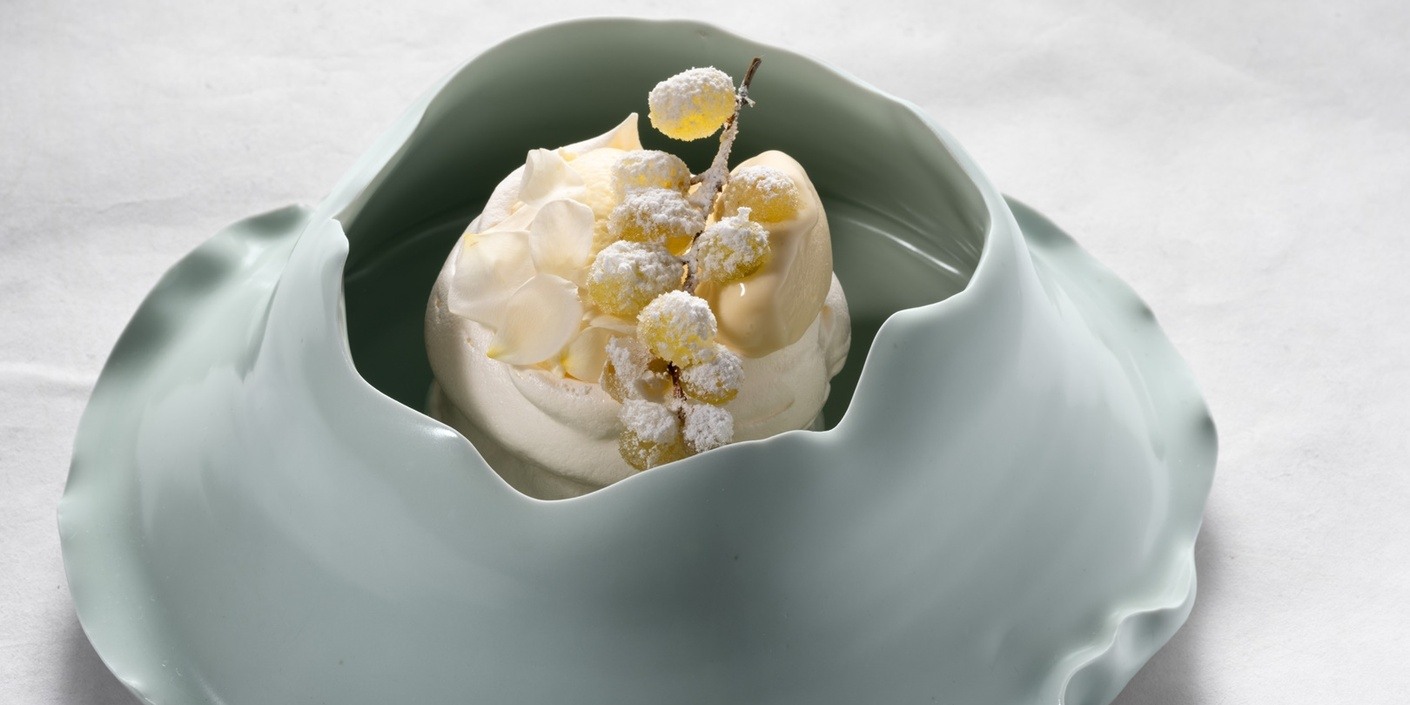 PAVLOVA GESERVEERD OP QINGBAI: ELEGANTIE EN VERFIJNING UIT DE SONG-DYNASTIE