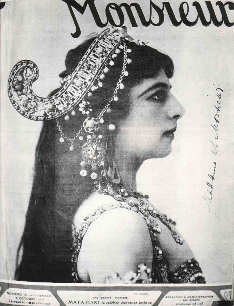 Mata Hari op de cover van het tijdschrift 'Madame et Monsieur'. 8 oktober 1905, Collectie Fries Museum, Leeuwarden