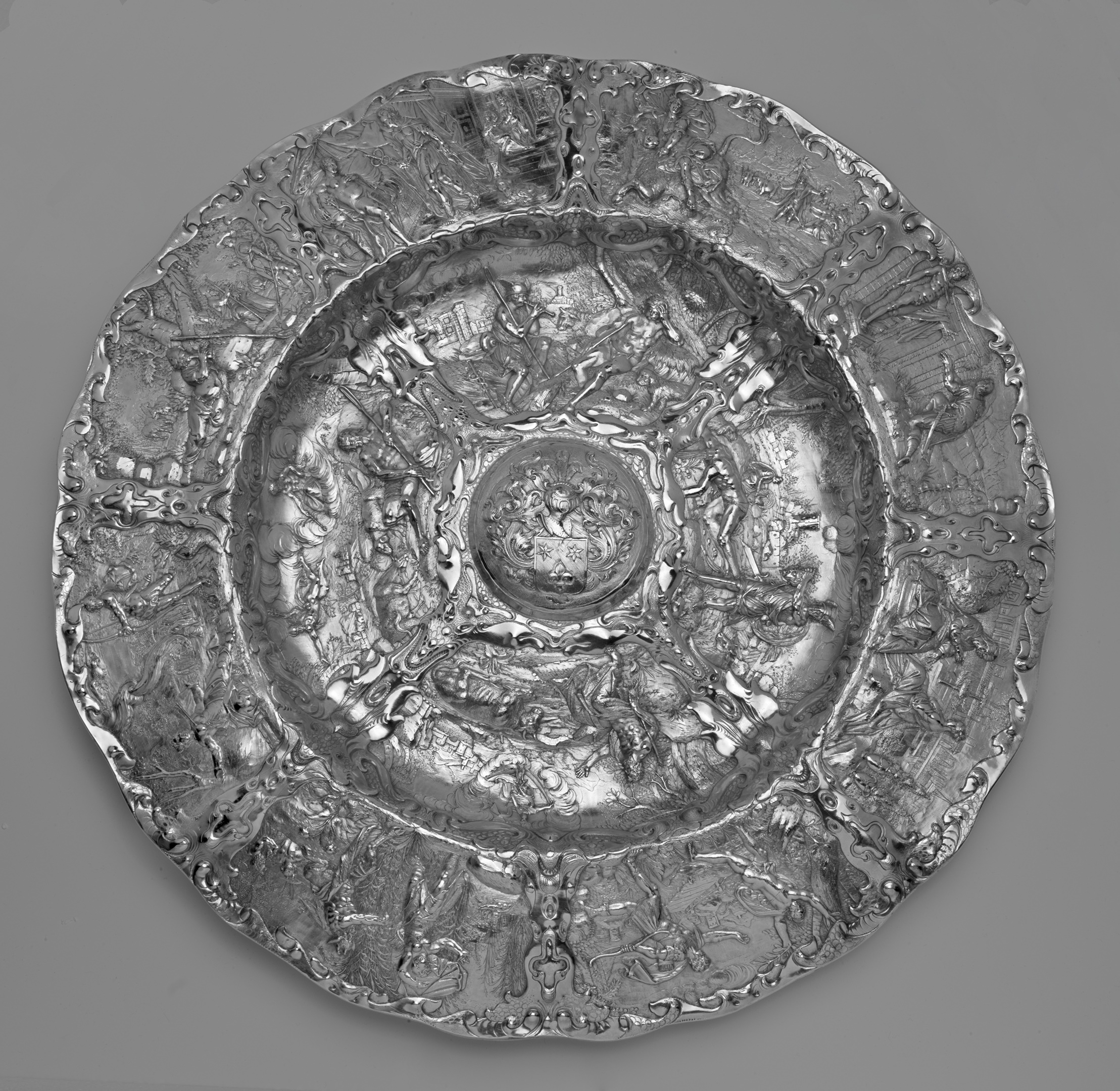 Lampetschotel | Collectie Fries Museum, bruikleen Voogden Stichting het Dr. H. Popta-Gasthuis, Marsum. Foto door Tom Haartsen