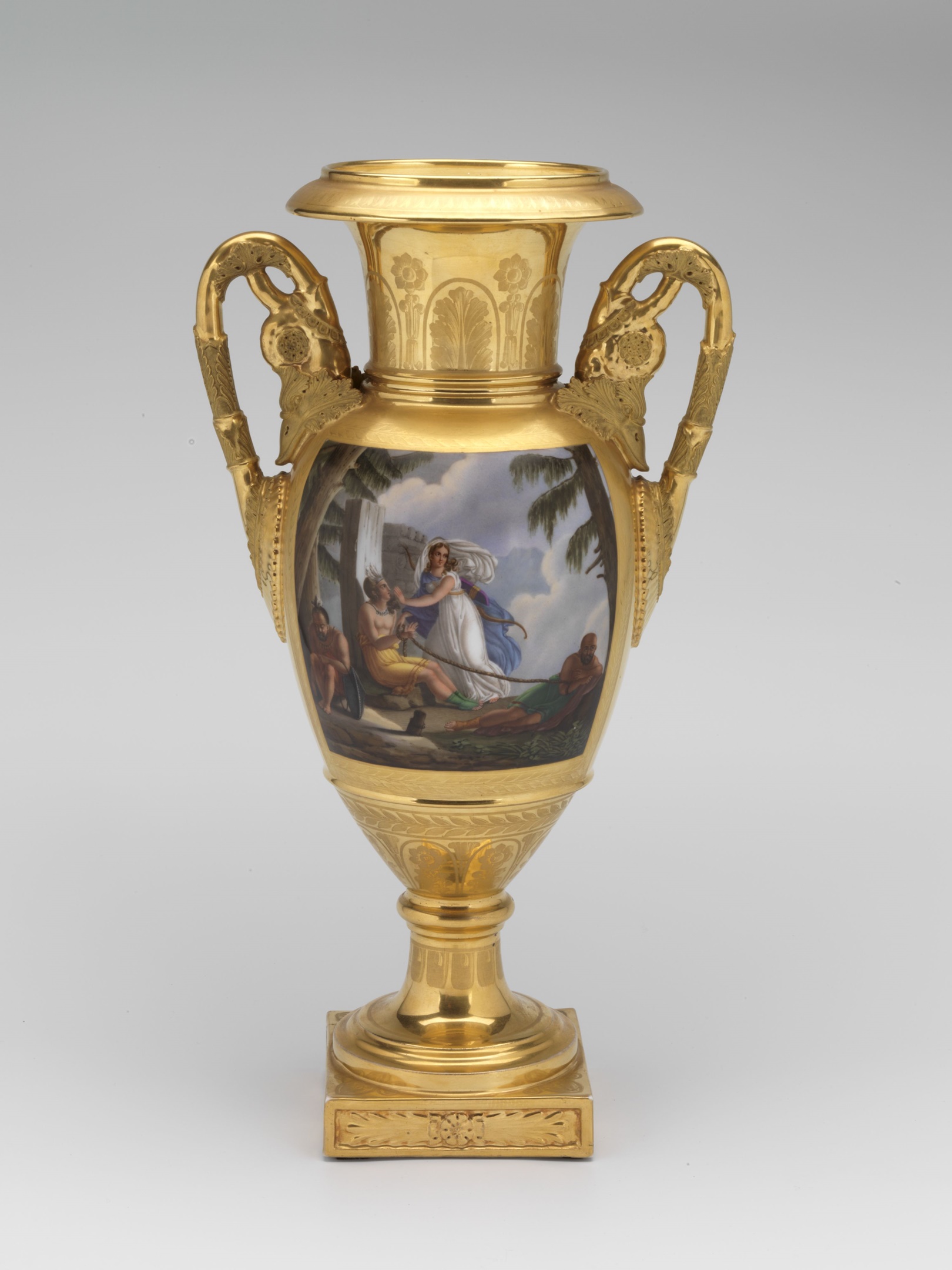 Empire vaas met allegorische voorstelling - Collectie Keramiekmuseum Princessehof, Leeuwarden