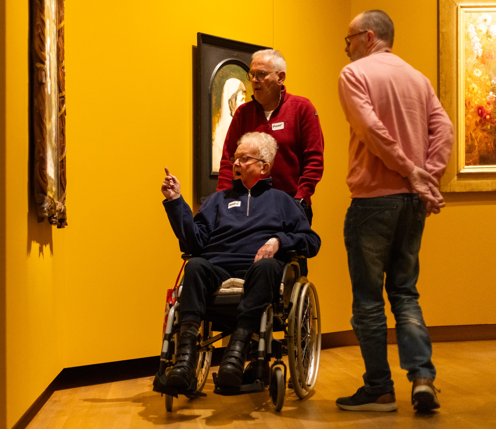 Dementierondleiding in de tentoonstelling Christoffel & Kate Bisschop. Foto's door Aron Weidenaar.