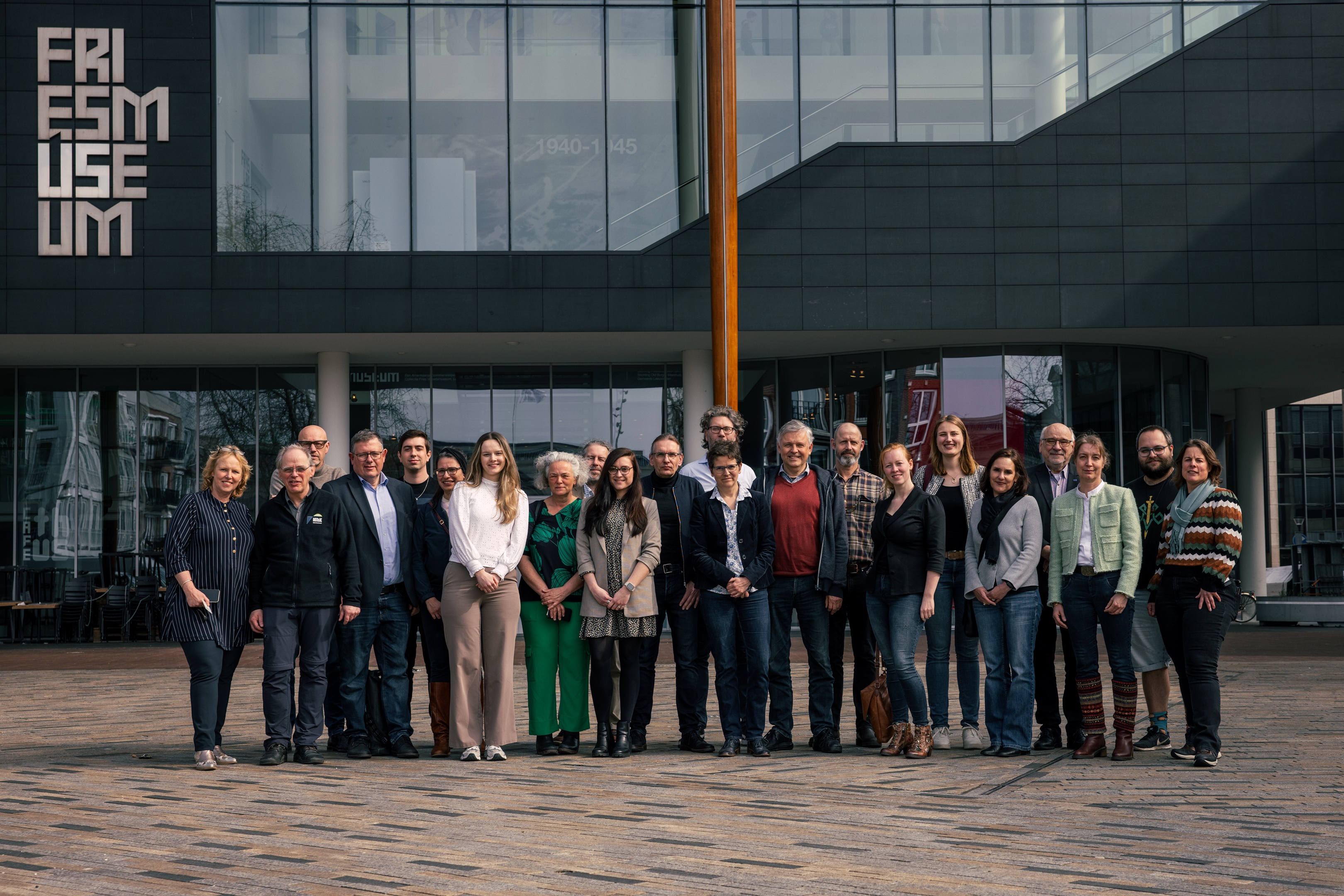 Groepsfoto van de partners tijdens de kick-off op 24 maart 2025. Foto door Aron Weidenaar