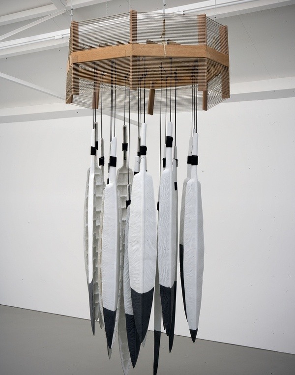 Jennifer Tee, Falling Feathers, white, 2009, porcelain, wooden structure, 280 x 140 x 120 cm