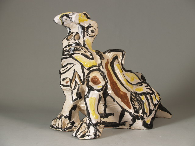 Expressieve sculptuur, Lucebert, 1994, aardewerk | Keramiekmuseum Princessehof, verworven met steun van het Mondriaan Fonds (BP 