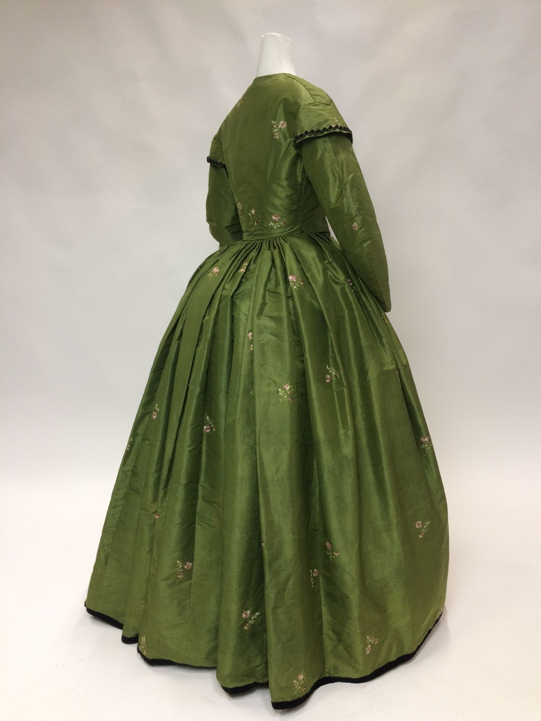 Achterkant van de japon. Foto: Hanna Hakvoort