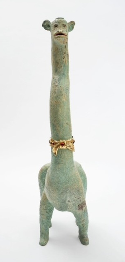 A Long Neck Friend, Yoann Estevenin (2024). Foto door Juan Cruz Ibañez Gangutia. A Long Neck Friend, Yoann Estevenin (2024). Foto door Juan Cruz Ibañez Gangutia.