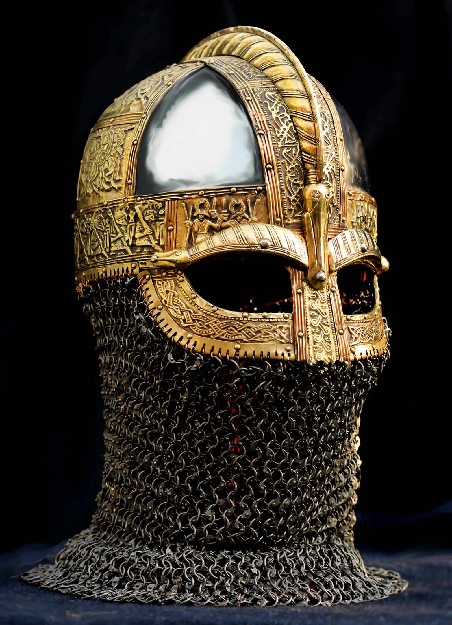 Replica vendelhelm gemaakt door Sebastiaan Pelsmaeker.