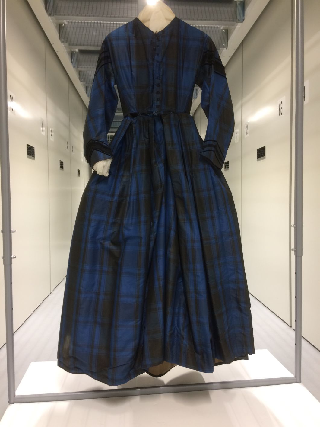 Japon, 1850-1870, changeant zijde, inv.nr. T1937-195, onderdeel van de schenking van Alida. Foto: Hanna Hakvoort