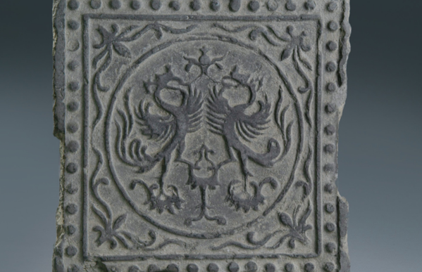 双凤纹方砖,唐(618-907),中国,洛阳含元殿遗址出土,洛阳博物馆 双凤纹方砖,唐(618-907),中国,洛阳含元殿遗址出土,洛阳博物馆
