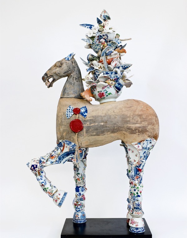 Horsey, 2024, Bouke de Vries, 119 x 67 cm, Princessehof National Museum of Ceramics Collection, acquired with support from Club Céramique Horsey, 2024, Bouke de Vries, 119 x 67 cm, Princessehof National Museum of Ceramics Collection, acquired with support from Club Céramique