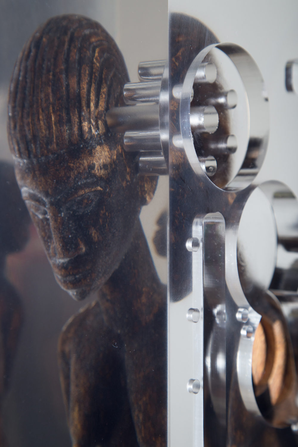 4 Harrison_Dark-Silhouette-Enduring-Bond-2019_MAH00143ST_Detail-03-1000x1500